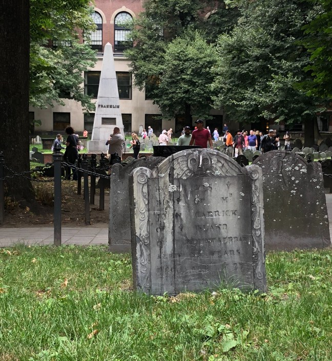 granary-burying-ground-and-benjamin-frankin-parents-grave.jpg