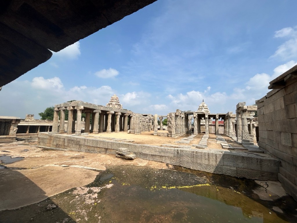 Lepakshi Temple