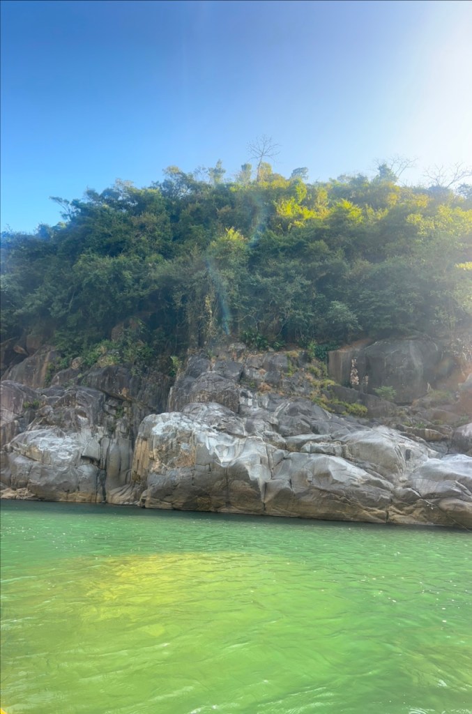Boat Ride Dawki River Shnongpdeng